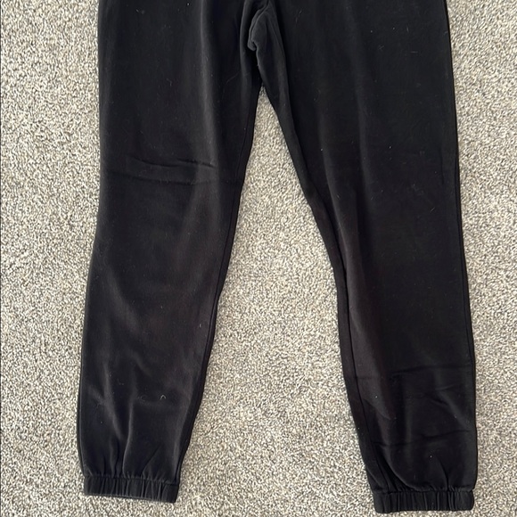 Rolling Stones Black Lounge Set - Picture 6 of 9